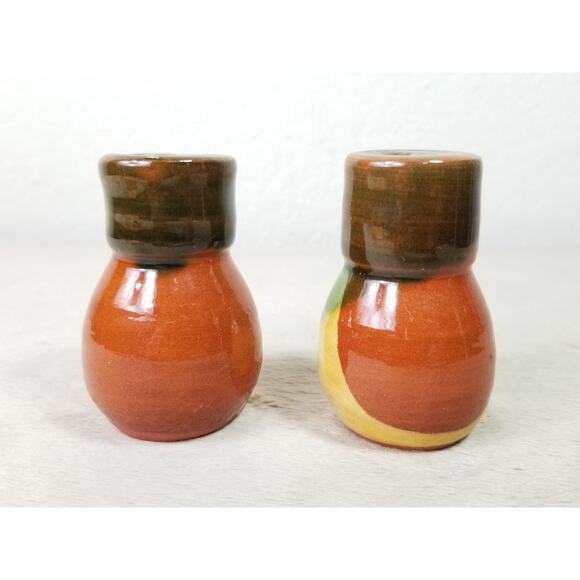 Salt & Pepper Shakers Folk Pottery Sal Pimienta 2 1/2" Ceramic 80's Home Decor - Picture 10 of 15